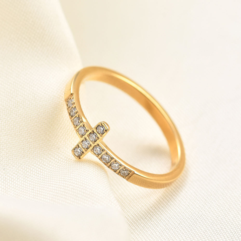 The Classic Cross Ring